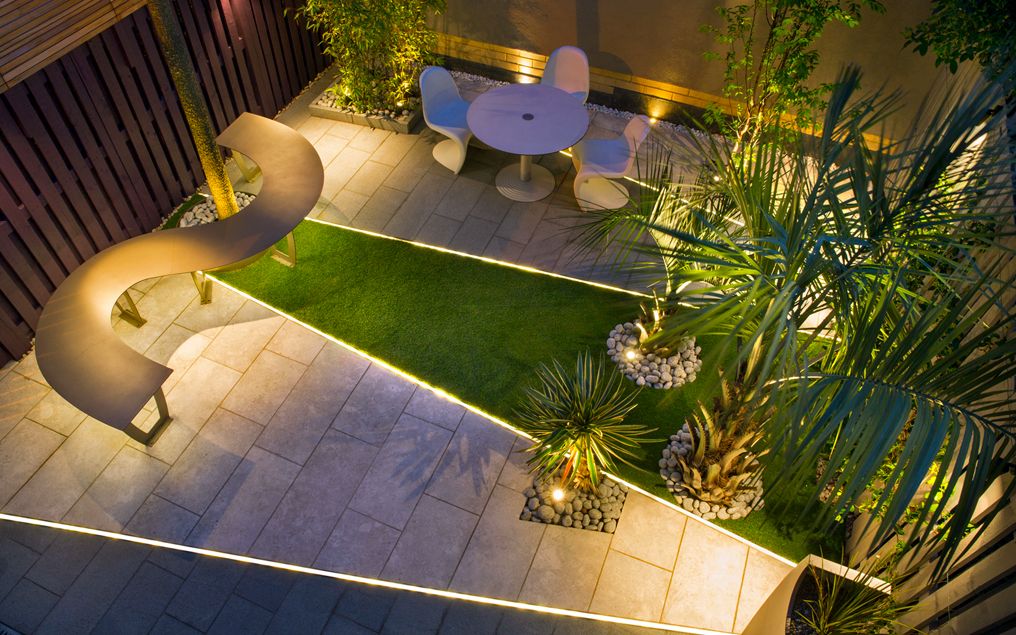 small-contemporary-garden